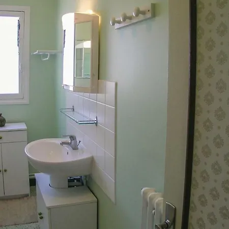 Three-bedroom Holiday In Plazac