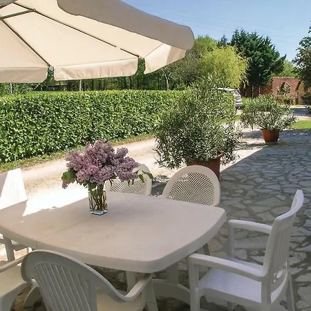 Three-bedroom Holiday In *