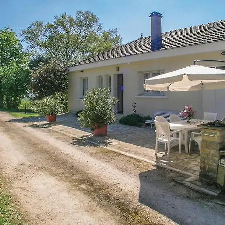 Three-bedroom Holiday In