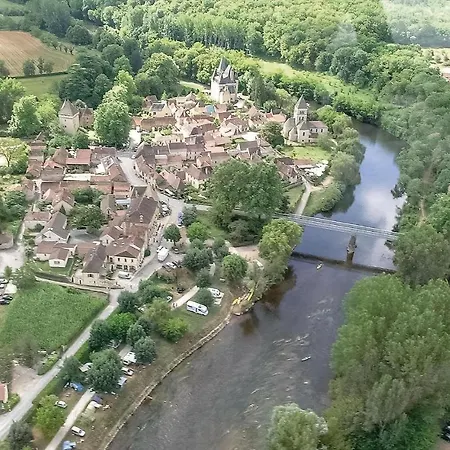 Three-bedroom Holiday In Plazac